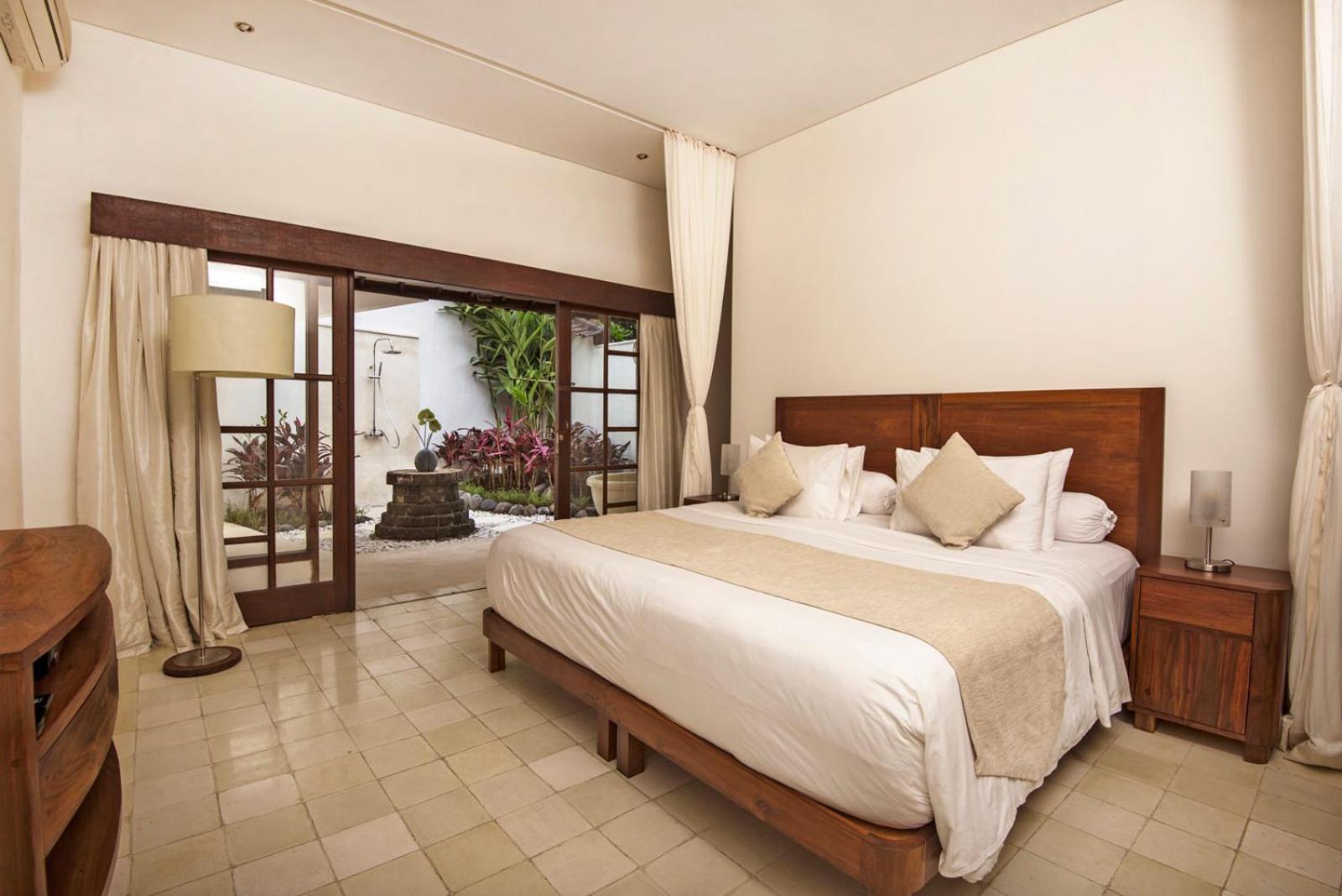 Villa Kubu Seminyak Exterior photo